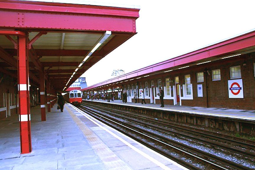 Becontree Underground station